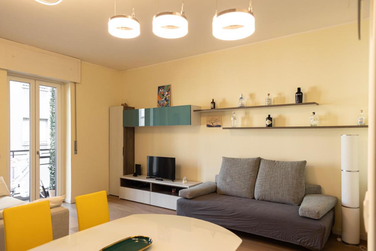 Bilocale Moderno Ed Esclusivo Apartment Милано Екстериор снимка