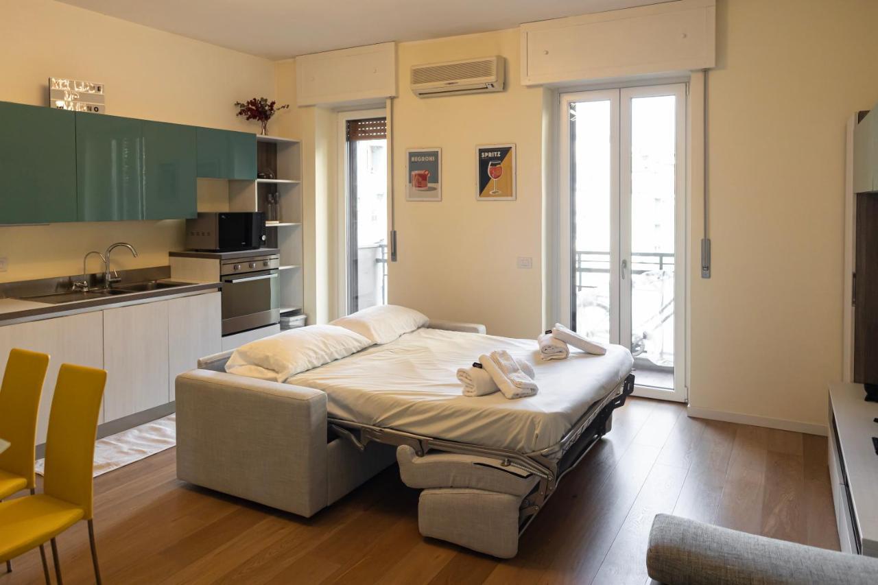 Bilocale Moderno Ed Esclusivo Apartment Милано Екстериор снимка